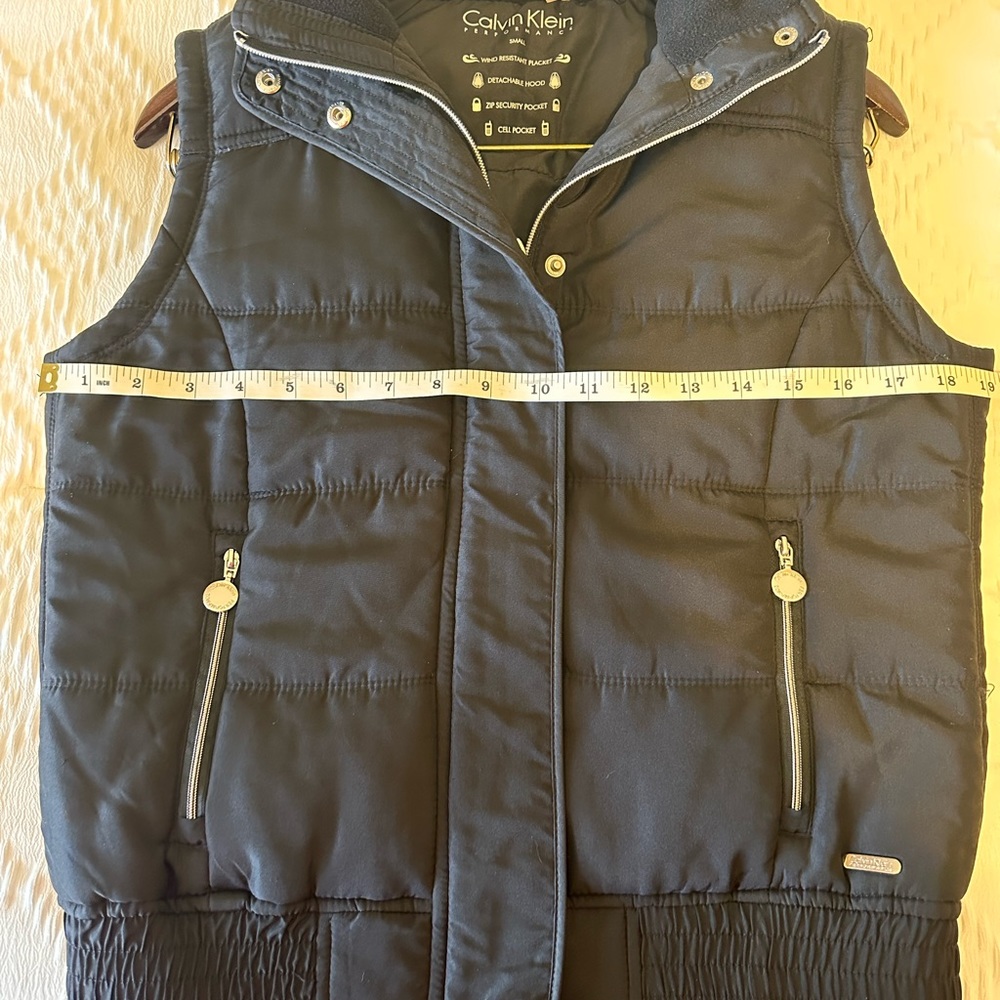🆑 Calvin Klein Performance Puffer Vest black silver hardware size Small - Picture 3 of 11